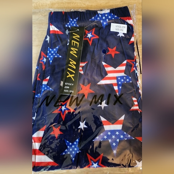 3 Pack of New Mix Leggings - One Size NWT - Picture 4 of 6